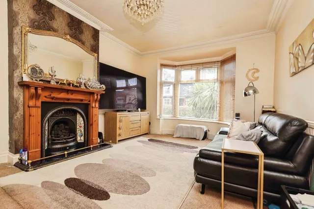 Fordhouse Lane, Birmingham, B30, photo 2
