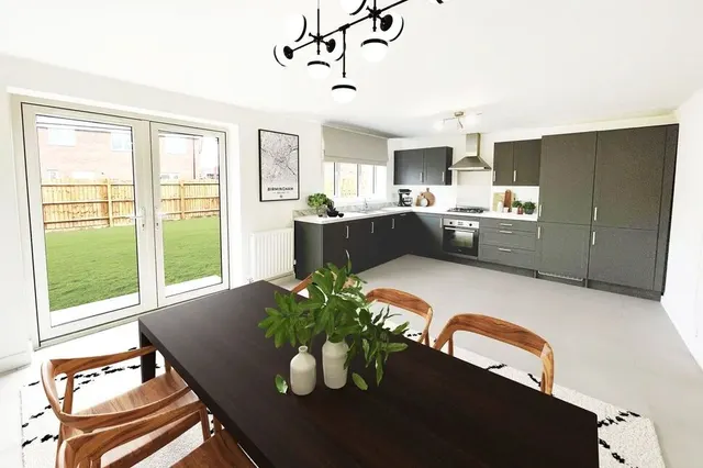 Leyland Road, Bulkington, CV12, photo 3