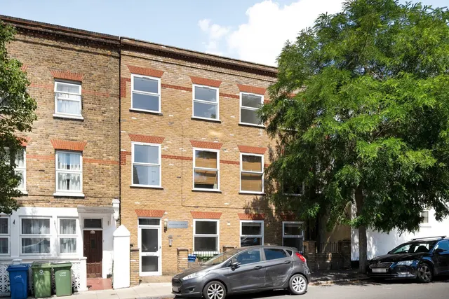 Whateley Road, SE22, photo 1