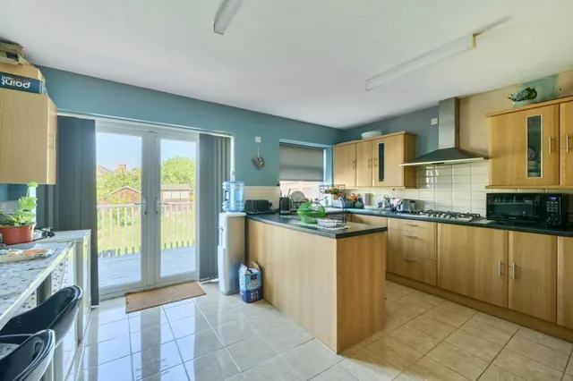 Headley Way, Headington, OX3, photo 3