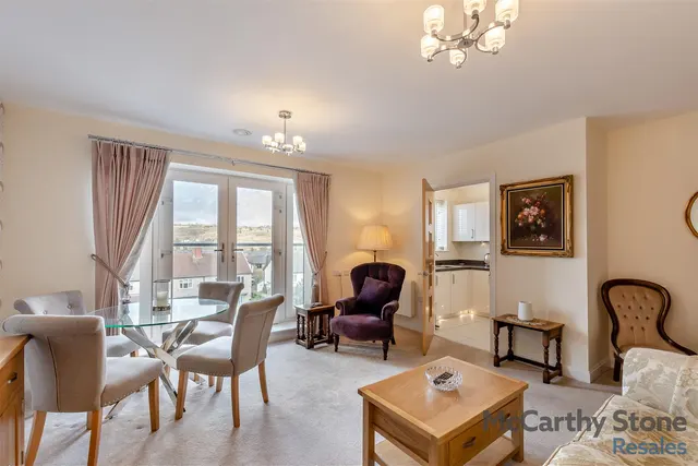 Railway Road, Ilkley, LS29, photo 1