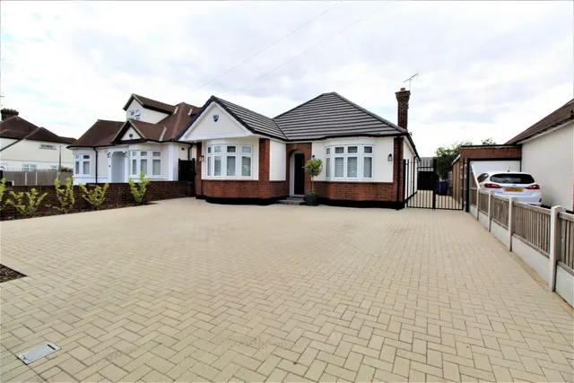 Photo 2 — King Edward Drive, Grays, Essex, RM16 2GG