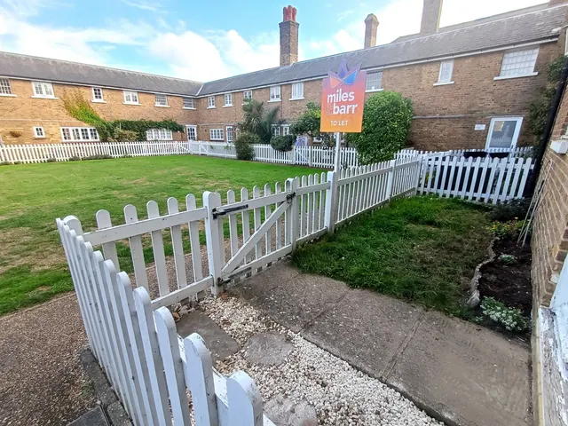 Swallow Court, Herne, CT6, photo 2