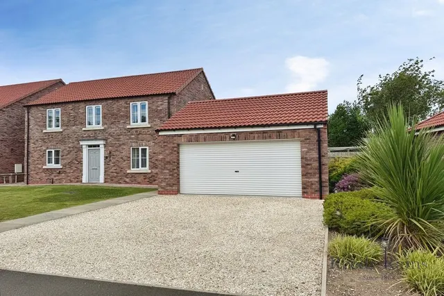 The Paddocks, North Duffield, North Yorkshire, YO8, photo 1