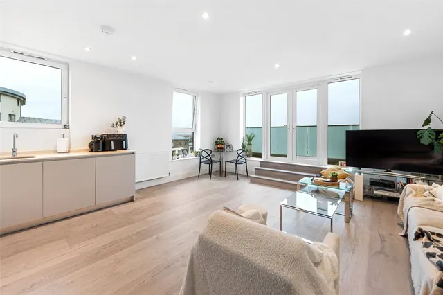 Lennox Road, Worthing, BN11, photo 3