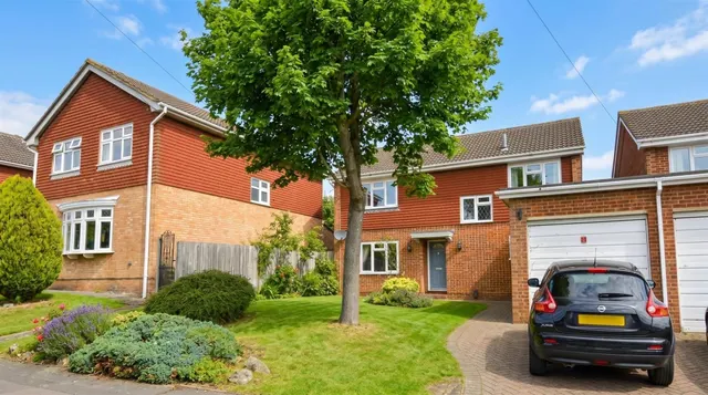 Denver Close, Petts Wood, BR6, photo 1
