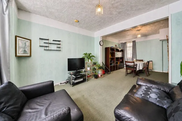 Photo 3 — Morley Road, London, E15