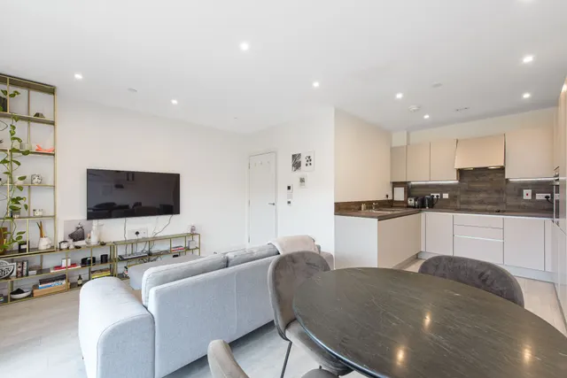 Flat 34, Peregrine Apartments, London, photo 1