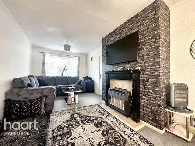 Tarrant Grove, Quinton, B32, photo 3