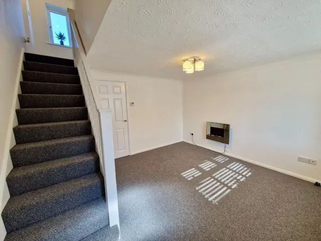 Photo 3 — Glencairn Mews, Nottingham, Nottinghamshire, NG8 3EN