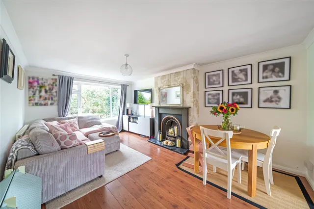 Photo 2 — Arundel Close, Hampton Hill, TW12 1SW