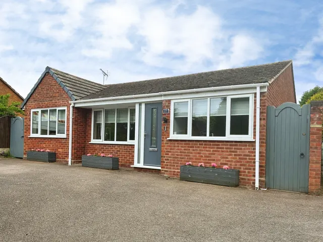 Main Road, Harlaston, B79, photo 1