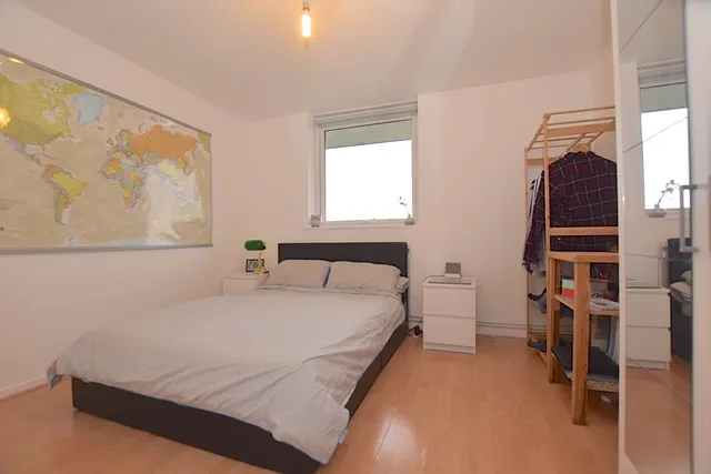 Leontine Close, Peckham, SE15, photo 2