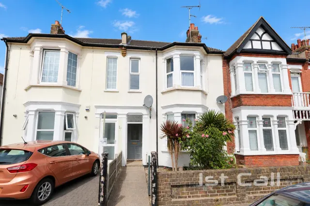 Chester Avenue, Southend-On-Sea, photo 1