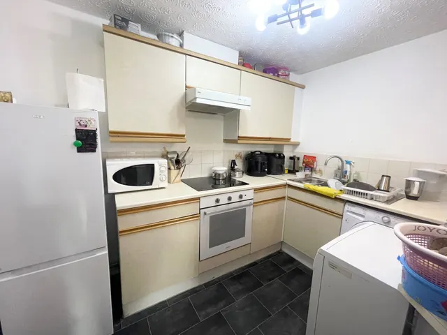 Sapphire Drive, Leamington Spa, CV31, photo 2