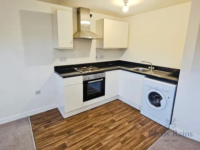 Photo 3 — Hamnett Court, Birchwood, Warrington, WA3