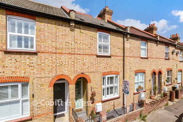 St. John's Road, Carshalton, SM5, photo 1