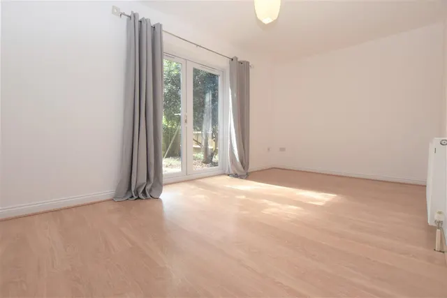 Henley Road, Caversham, RG4, photo 3