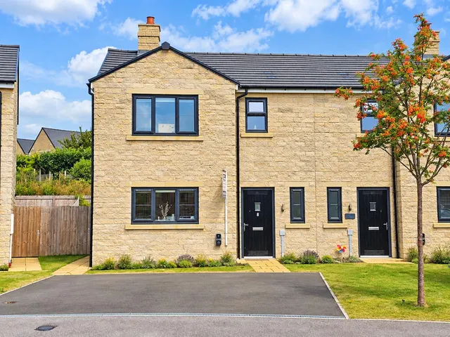 Mill Gardens, Silsden, BD20, photo 1