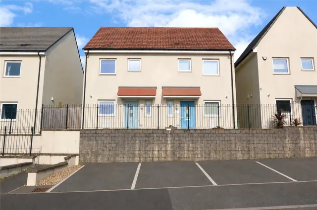 Ballad Gardens, Plymouth, Devon, PL5