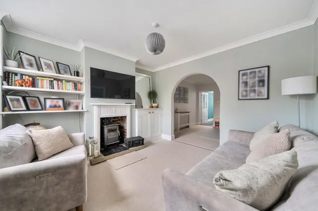 Victoria Road, Wargrave, RG10, photo 3