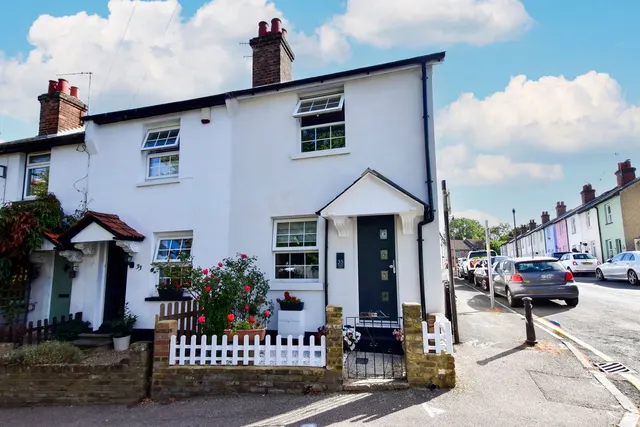 School Lane, Bushey, WD23, photo 1