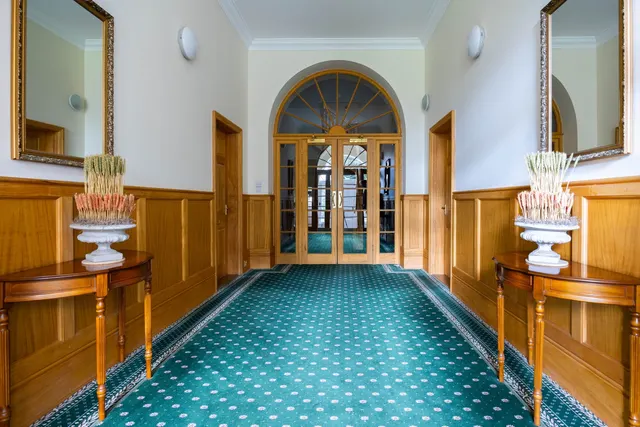 Academy Drive, Corsham, SN13, photo 2
