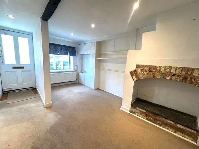 Sussex Road, Petersfield, GU31, photo 2
