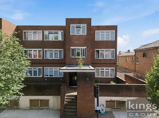 Northumberland Park, London, photo 1