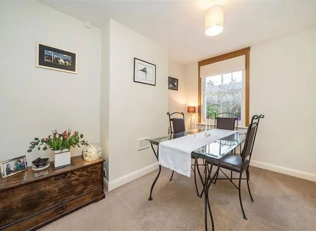 Photo 3 — Bowater Place, Blackheath, SE3