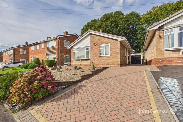 Coppice Close, Burntwood, photo 1