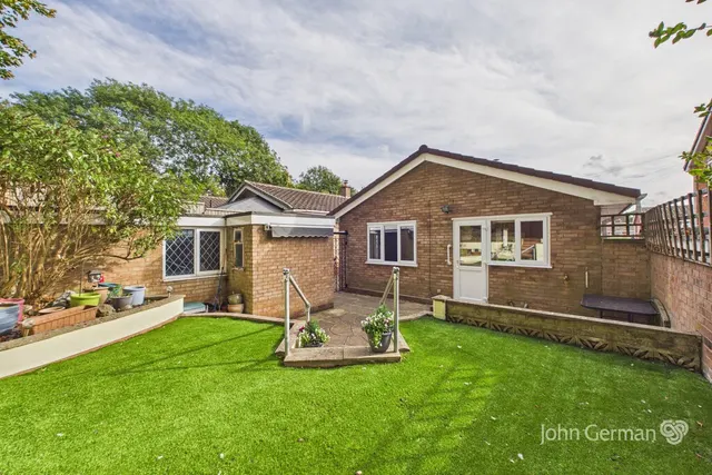 Coppice Close, Burntwood, photo 2