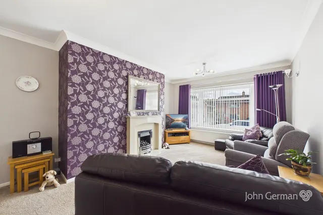 Coppice Close, Burntwood, photo 3