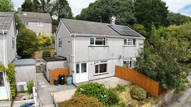 St. Andrews Close, Calstock, PL18, photo 1