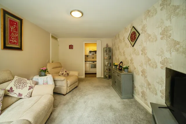Clarence Road, Fleet, GU51, photo 3