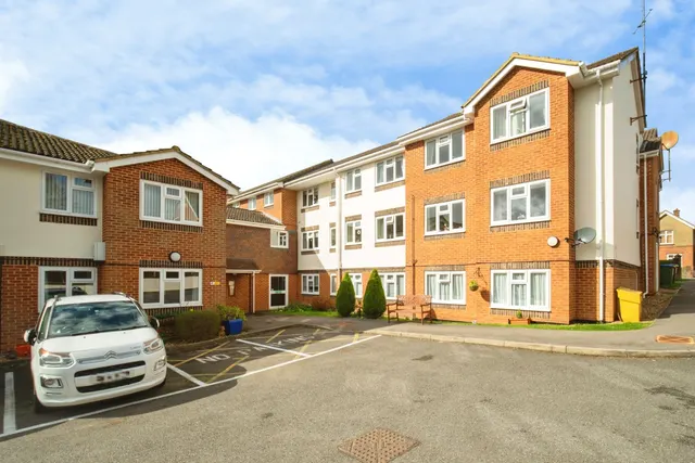 Clarence Road, Fleet, GU51, photo 1