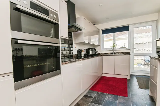 Willhayes Park, Axminster, EX13, photo 2
