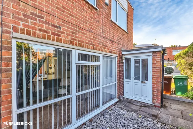 Commodore Gardens, Nottingham, NG8, photo 3