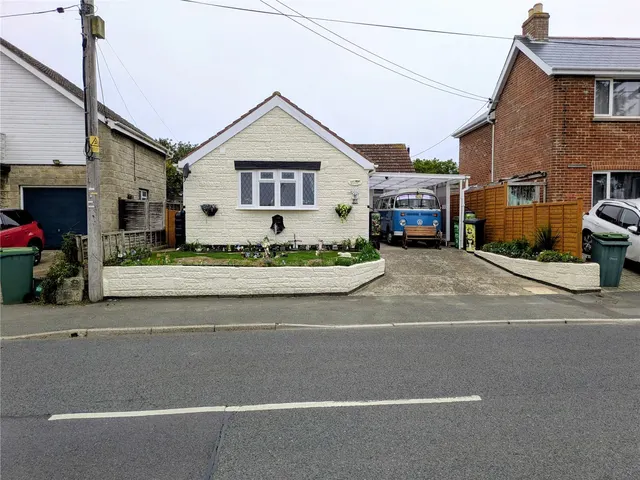 Copse Lane, Freshwater, PO40, photo 1