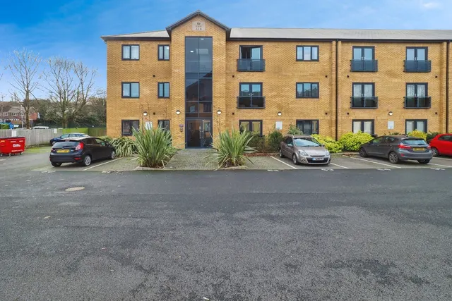 Foxhill Road East, NOTTINGHAM, Nottinghamshire, NG4, photo 1