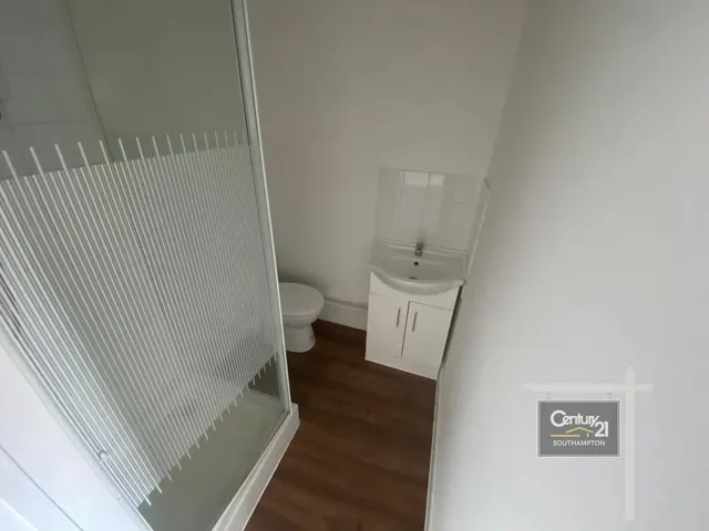 Shirley Road, Southampton, SO15, photo 3