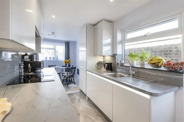 Barons Close, Halesworth, IP19, photo 2