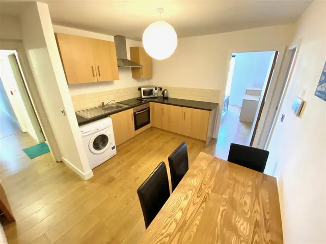 Common Road, Huddersfield, HD1, photo 2