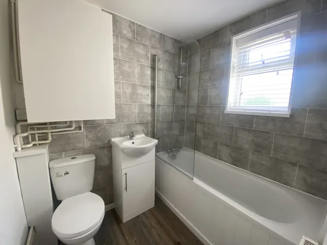 Marine Parade, Sheerness, ME12, photo 2