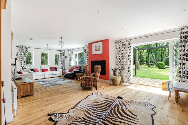 Crooksbury Road, Farnham, GU10, photo 2