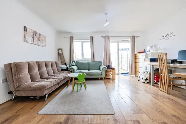 Photo 2 — Kempston Road, Bedford, Bedfordshire, MK42