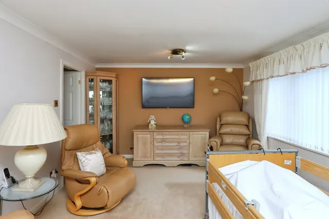 Photo 2 — Park Grange Croft, SHEFFIELD, South Yorkshire, S2