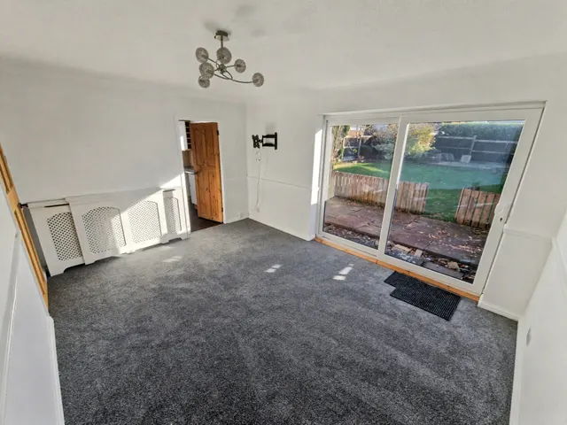 Solent Drive, Bolton, BL3, photo 2
