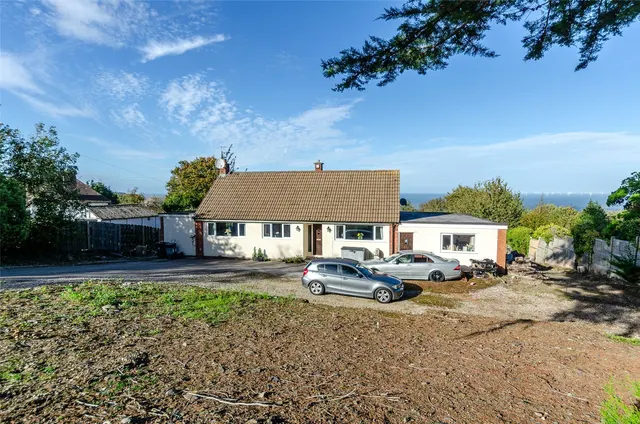 Pen Y Bryn Road, Colwyn Bay, LL29, photo 1