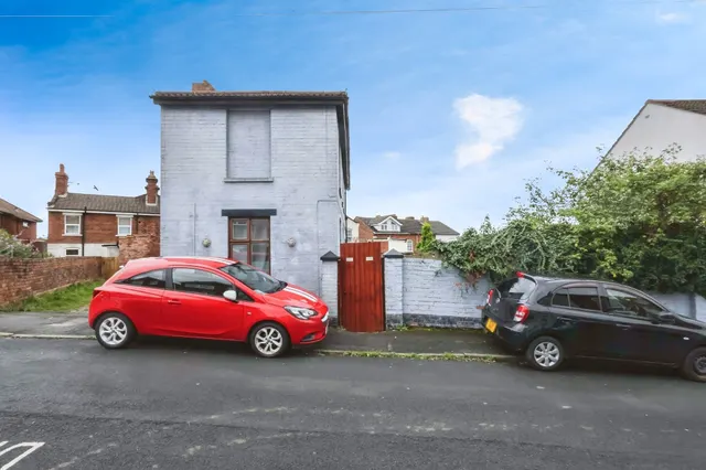 King William Street, Amblecote, Stourbridge, photo 1